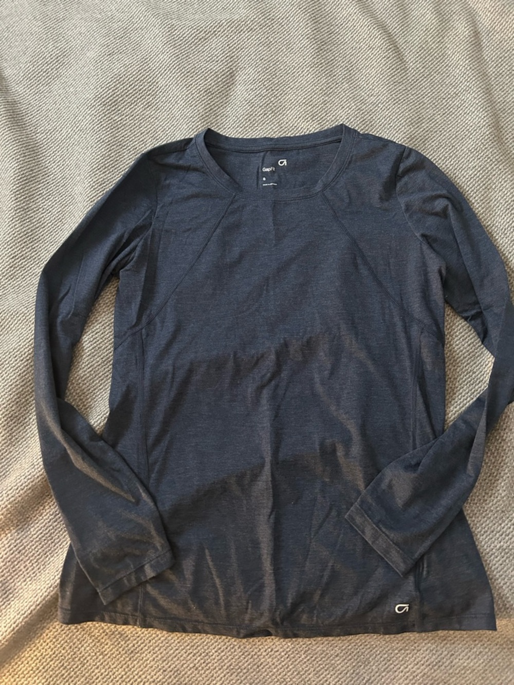 GapFit navy long sleeve athletic shirt, size S